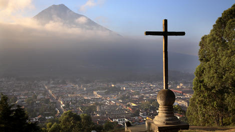 Tis Finished The Messiah Dies